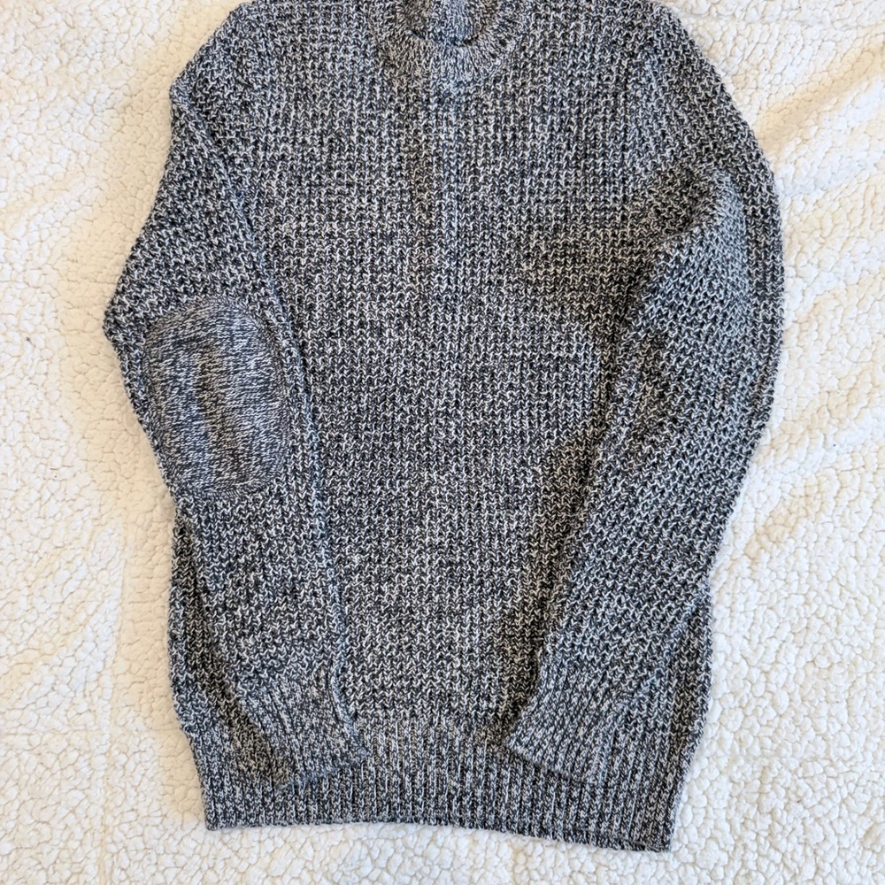 Women's Classic Gray Crewneck Sweater